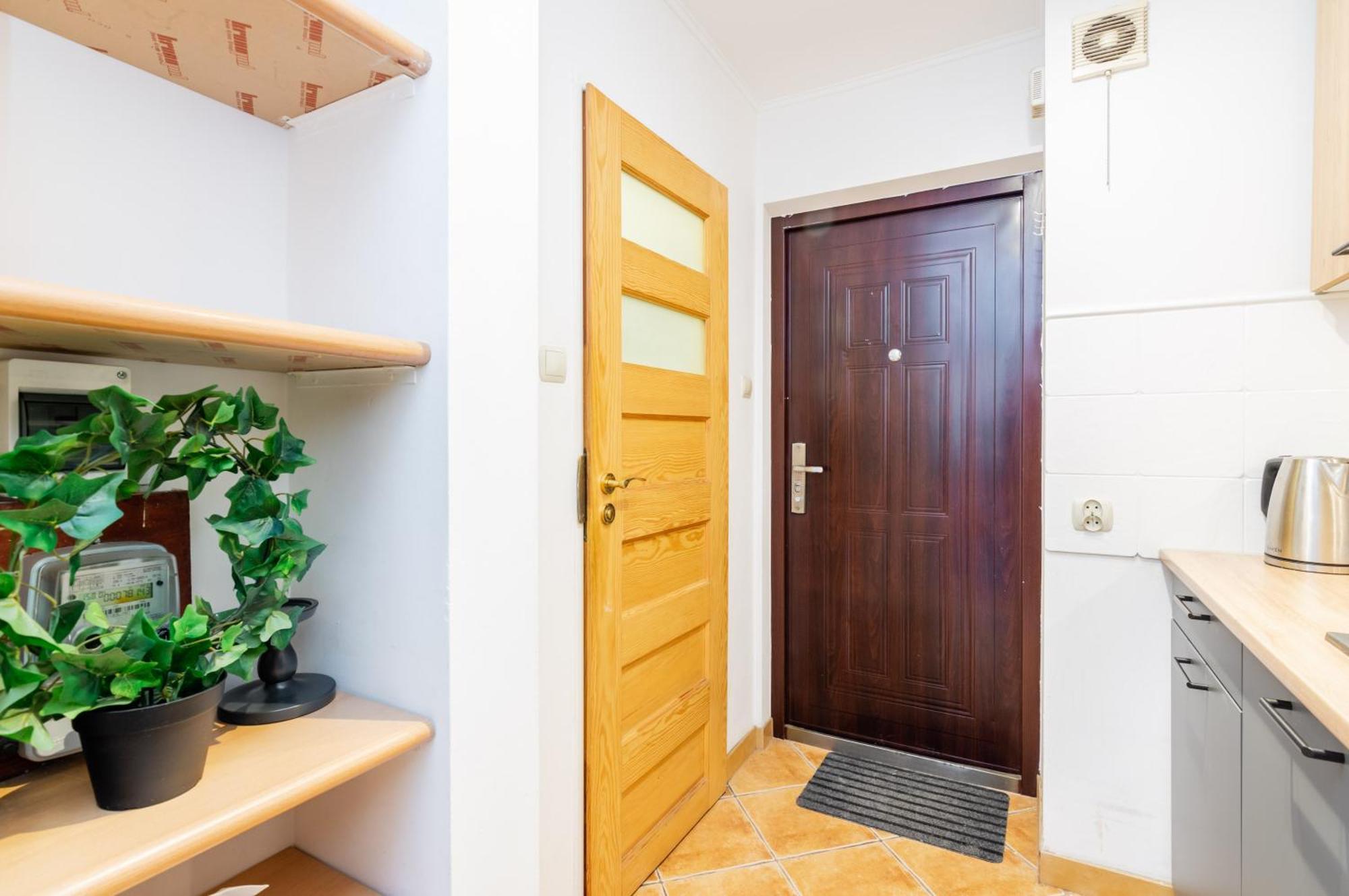 Cinnamon Apartment Metro Swietokrzyska Варшава Екстер'єр фото