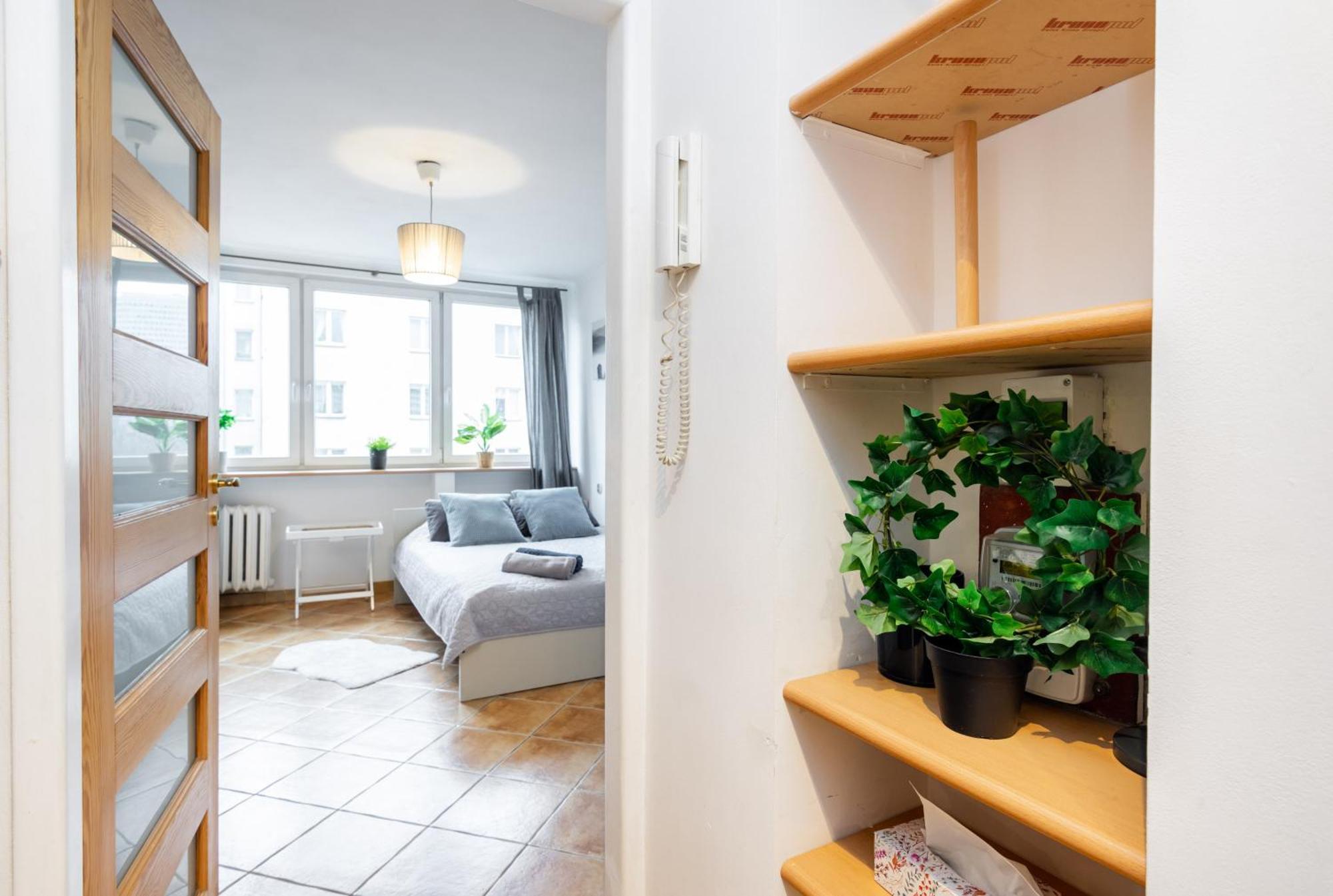 Cinnamon Apartment Metro Swietokrzyska Варшава Екстер'єр фото