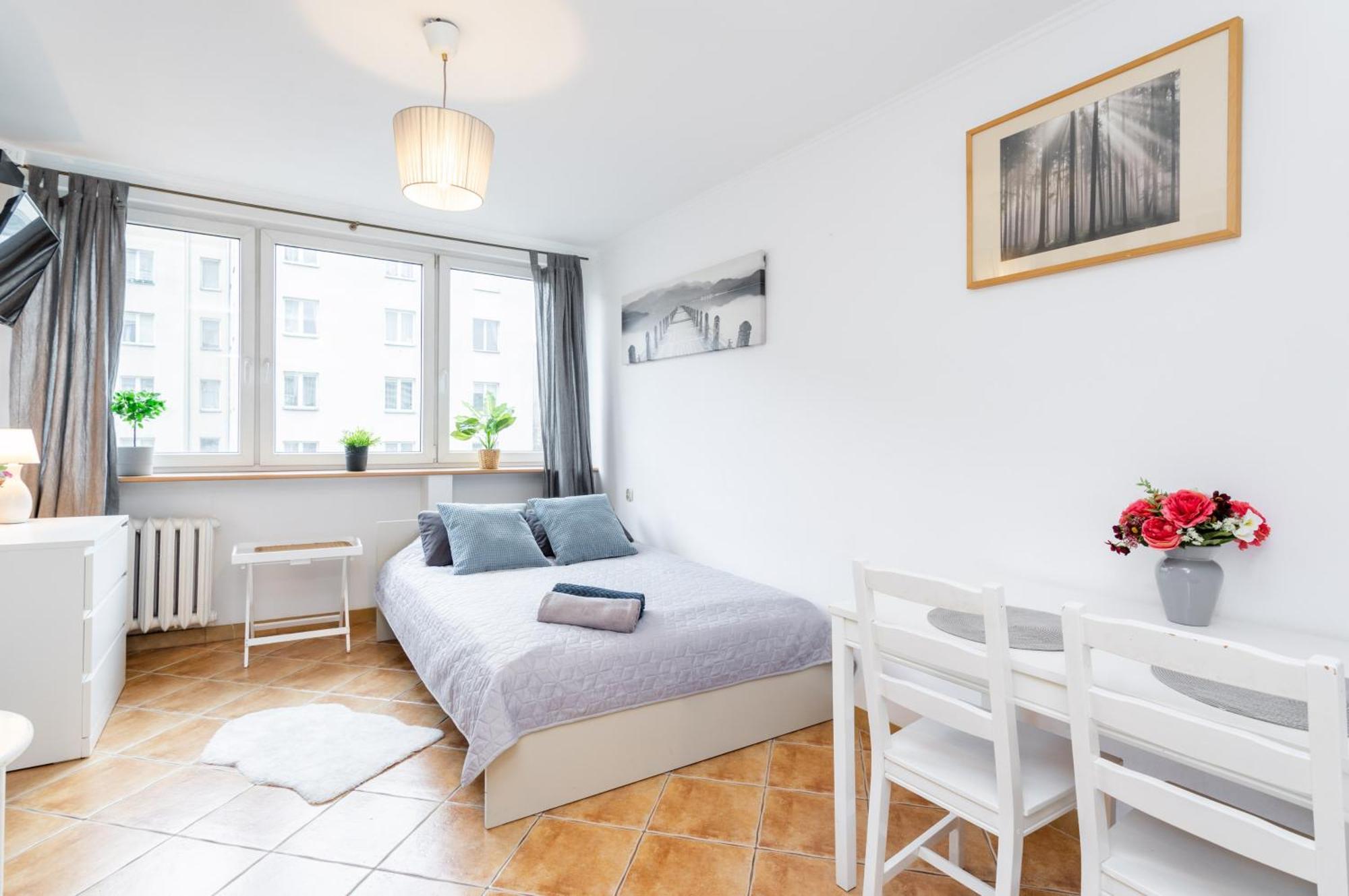 Cinnamon Apartment Metro Swietokrzyska Варшава Екстер'єр фото